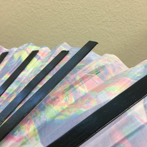 PRE-LOVED LASR - Kaleidoscope Shock Rave Fan - MISC025 - Picture 3 of 3